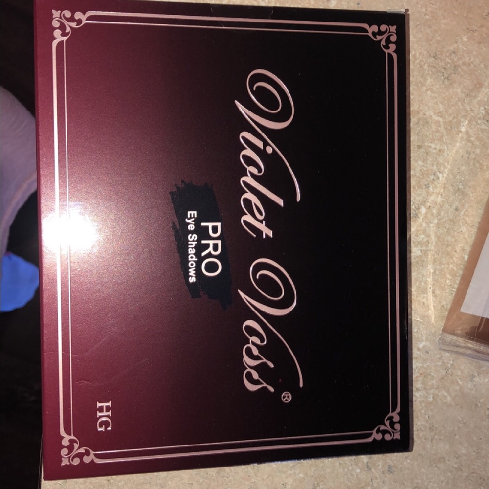 Violet Voss Eyeshadow Palette